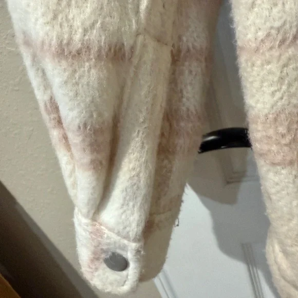 Disney x Forever 21 Cream and Pink Sherpa Bambi Flannel Jacket Sz S.
